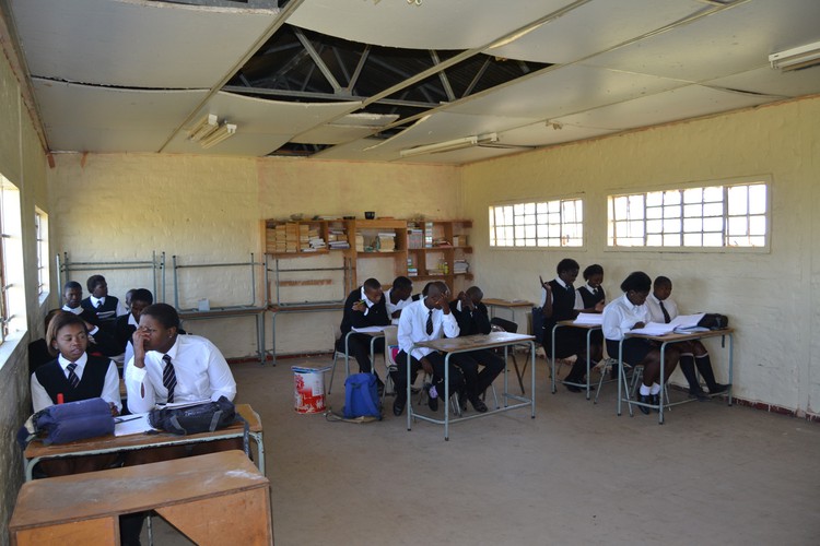 parents-blame-unqualified-teacher-for-poor-results-groundup